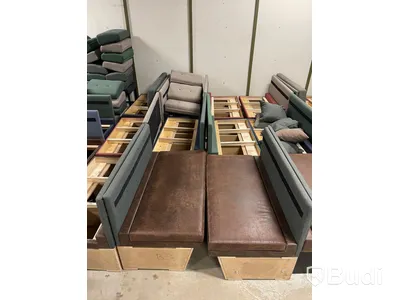 Parti med ca 16 soffor i blandat utförande (120x67x80 cm)