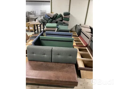 Parti med ca 16 soffor i blandat utförande (120x67x80 cm)