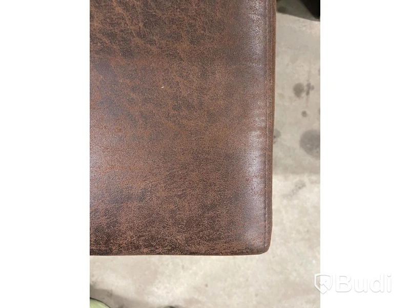 Parti med ca 16 soffor i blandat utförande (120x67x80 cm)
