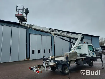Nissan Cabstar skylift