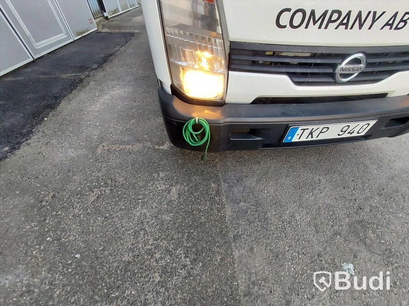 Nissan Cabstar skylift