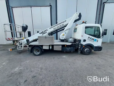 Nissan Cabstar skylift