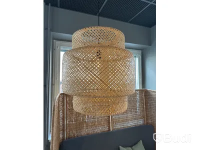 2 st. Cafébord, 2 st. Stolar, taklampa samt soffa