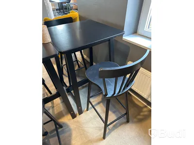 2 st. Höga cafébord samt 4 st. Stolar