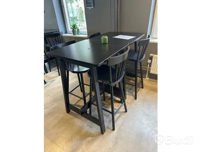 2 st. Höga cafébord samt 4 st. Stolar