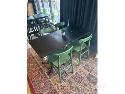 2 st. Cafébord samt 4 st. Stolar