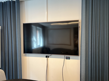 Tv-skärm 65 tum