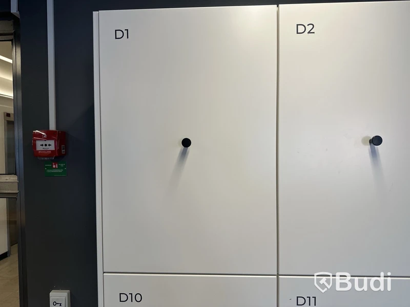 Förvaringsskåp med digitala lås - IKEA
