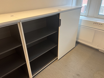 2 st Skåp med kodlås 