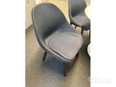 Runt matbord samt 6 st. Stolar