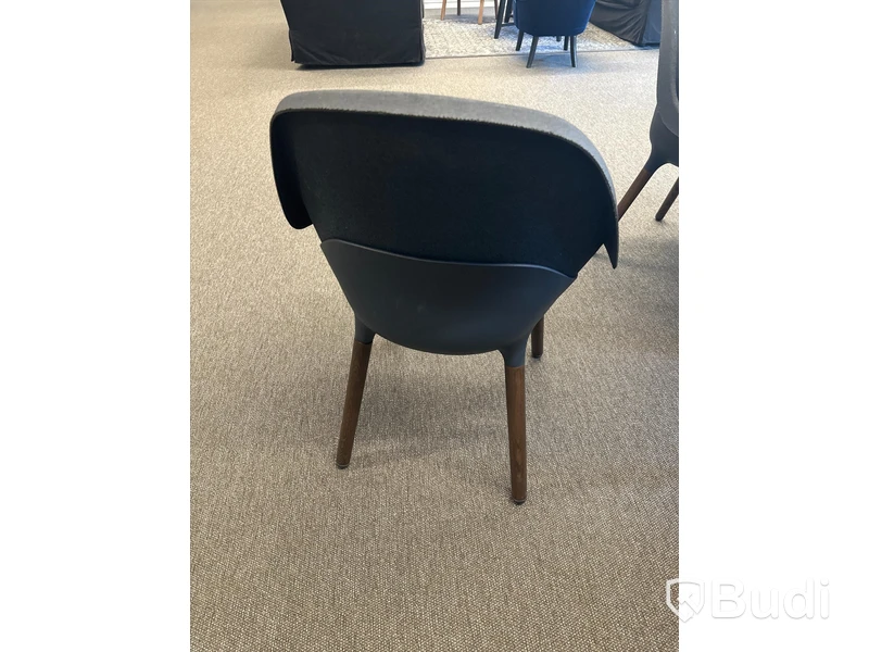Runt matbord samt 6 st. Stolar