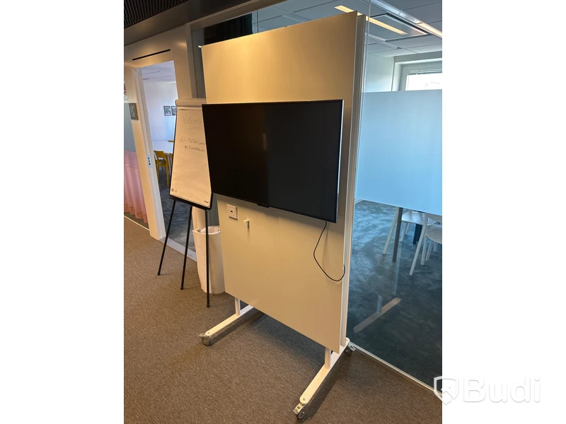 Tv på stativ med hjul - HITACHI