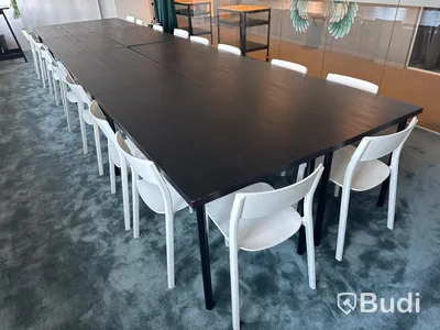 8 st. konferensbord samt 30 st. stolar