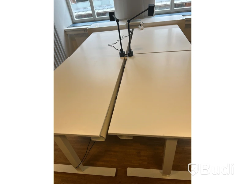 4 st. Skrivbord