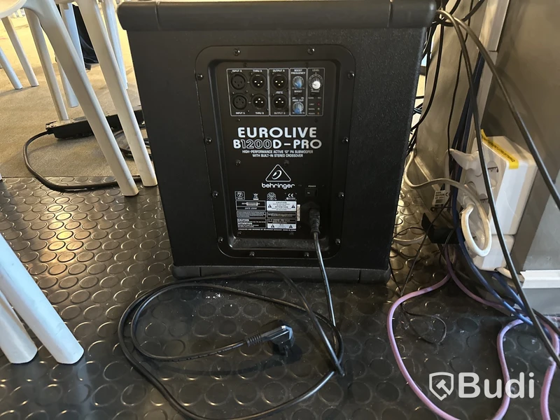 Förstärkare Behringer Eurolive B1200D- PRO