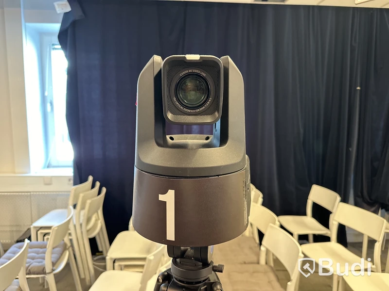 Kamera Canon CR-N500 med stativ Benro