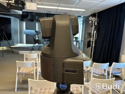 Kamera Canon CR-N500 med stativ Benro