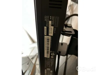 Datorskärm med väggfäste, Lenovo