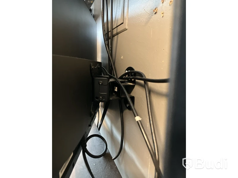 Datorskärm med väggfäste, Lenovo