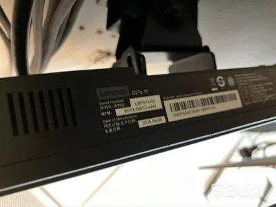 Datorskärm med väggfäste, Lenovo