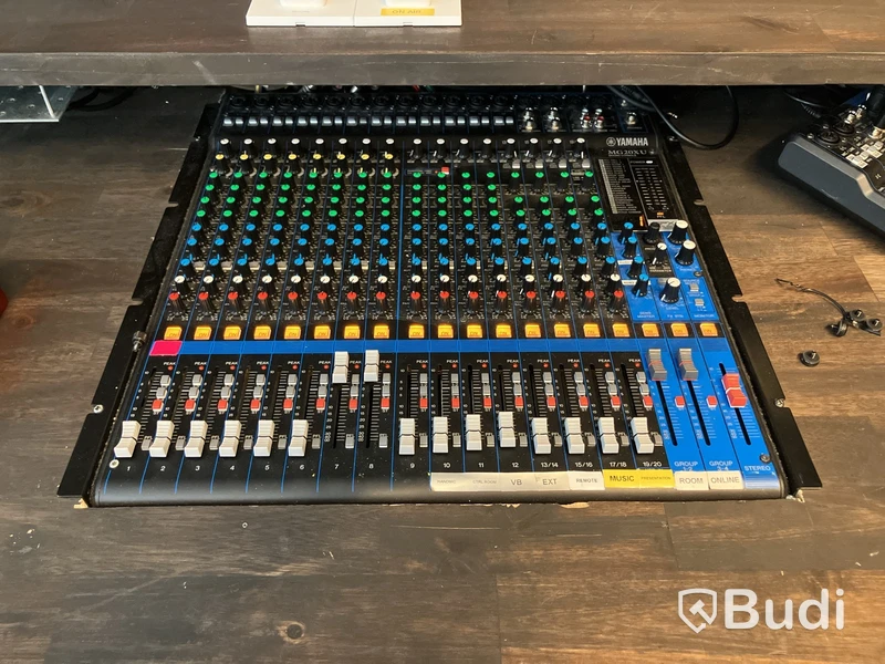 Mixerbord, Yamaha MG20XU Mixing Console