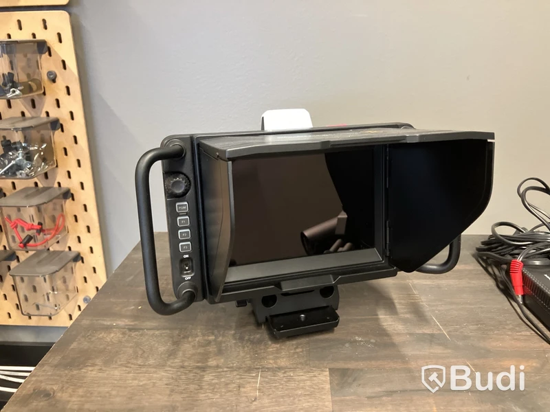 Videokamera och lins, Blackmagicdesign och Lumix G