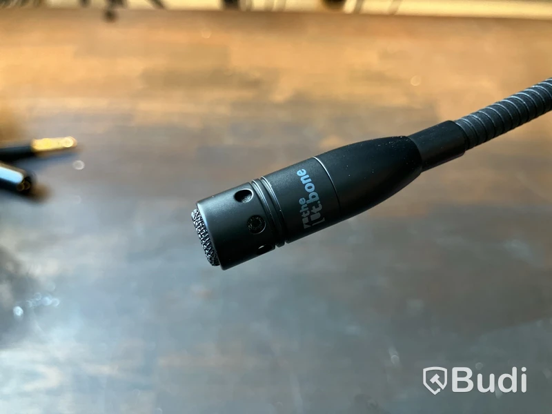 Mikrofon, Sirus Desktop Microphone Station