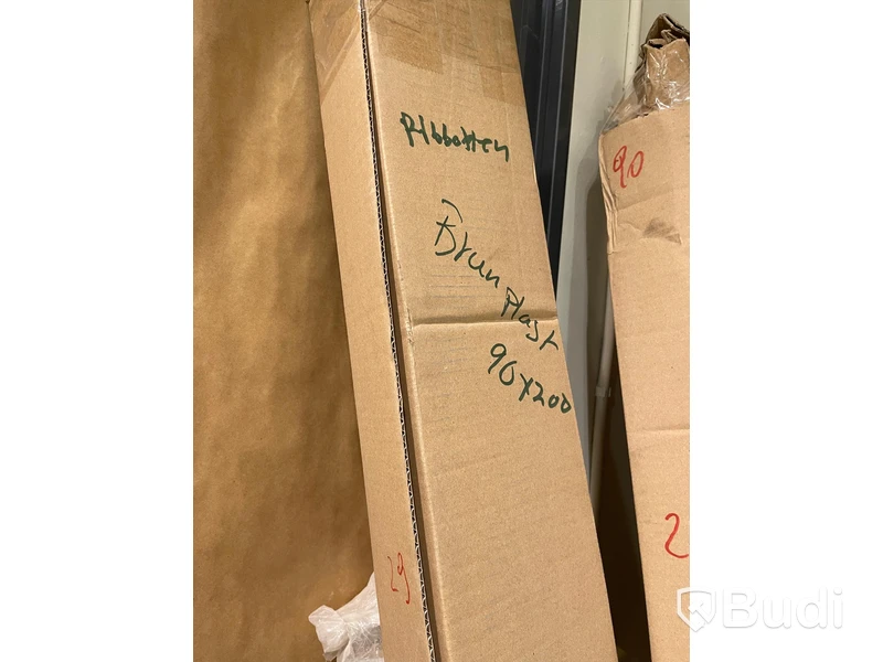 Ribbotten 90x200 cm Brun plast Nypris: 2790 kr