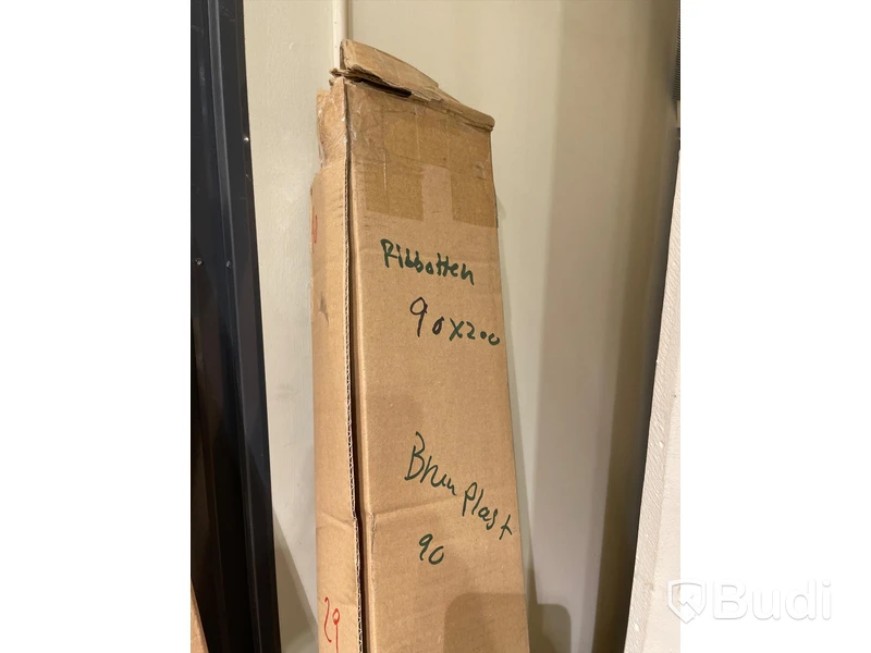Ribbotten 90x200 cm Brun plast Nypris: 2790 kr