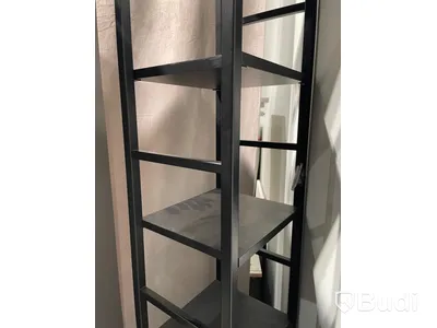 Bokhylla 25x31x176 cm