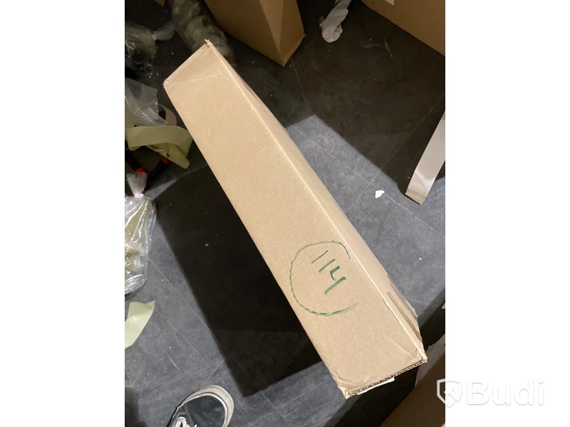 Skåp switch svart, 30x30x25 cm Nypris: 990 kr