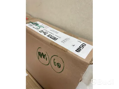 Vitrin Switch typ 02 svart, 30x120x30 cm Nypris: 1890 kr