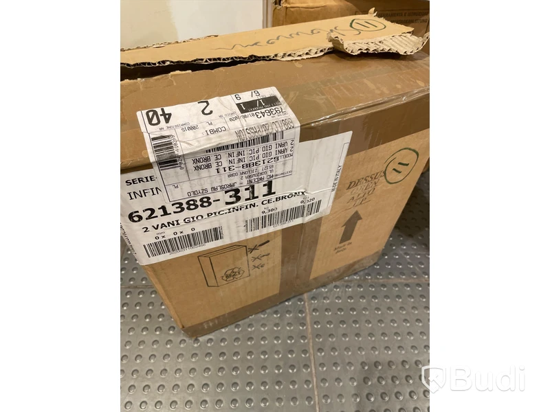 2-pack väggskåp 1cube, 28 Betong Nypris: 2190 kr