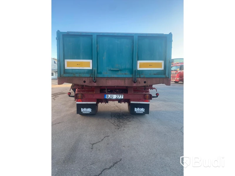 Veteranlastbil Scania Vabis L 75 kranbil med släp