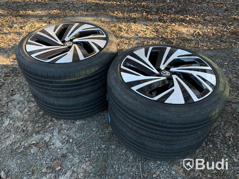 Personbil Volkswagen ID4 Pro Performance 204hk - 2021