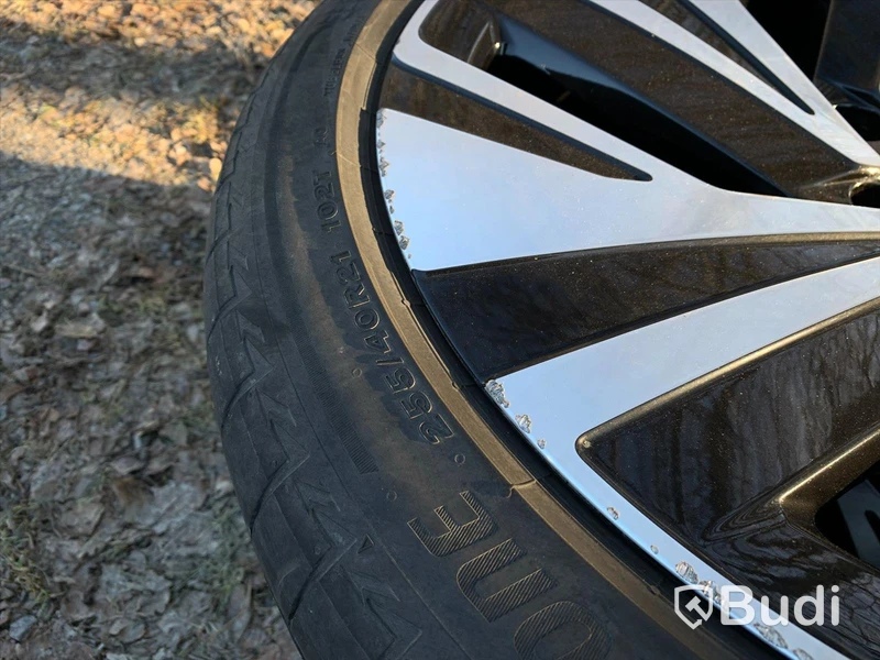 Personbil Volkswagen ID4 Pro Performance 204hk - 2021