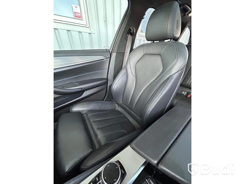 Personbil BMW 530i Xdrive Touring  | M-Sport | 13900mil | Panorama | Harman/kardon