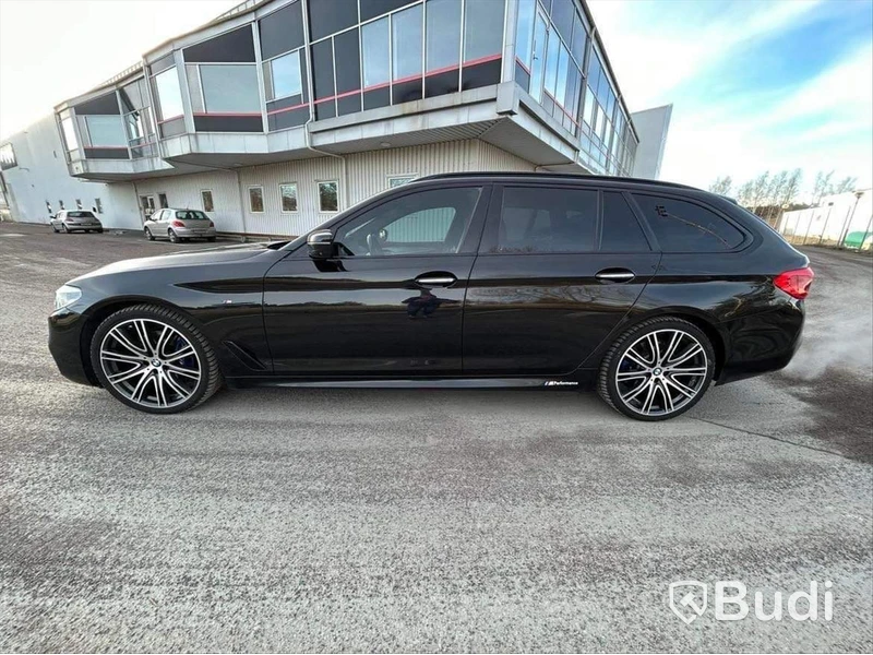Personbil BMW 530i Xdrive Touring  | M-Sport | 13900mil | Panorama | Harman/kardon