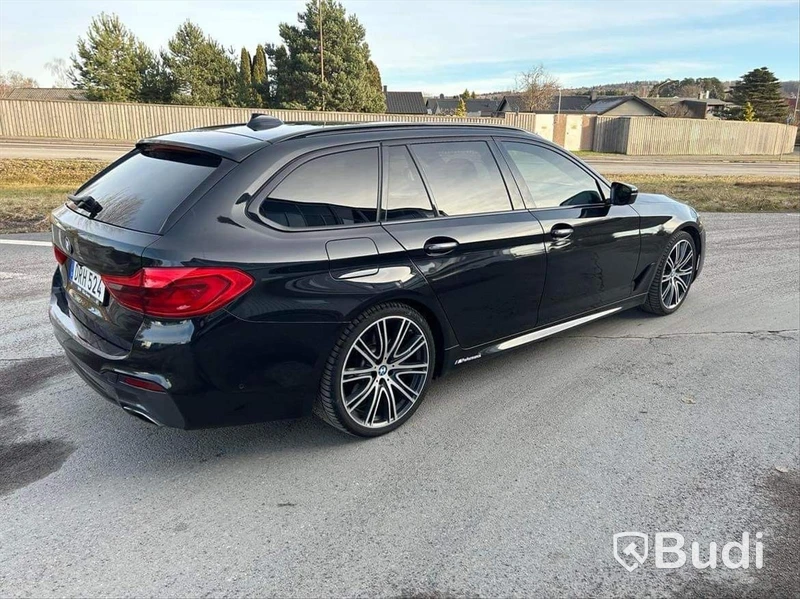 Personbil BMW 530i Xdrive Touring  | M-Sport | 13900mil | Panorama | Harman/kardon
