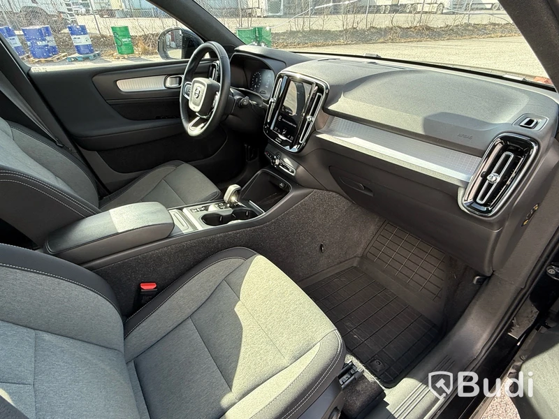 Volvo XC40 T3 Momentum Adv -2021 | Automat