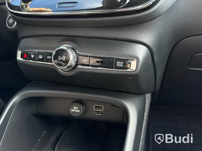 Volvo XC40 T3 Momentum Adv -2021 | Automat