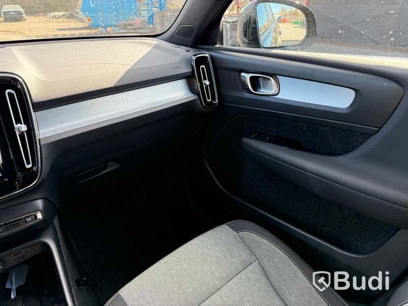 Volvo XC40 T3 Momentum Adv -2021 | Automat