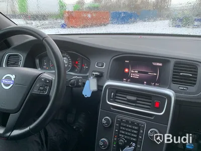 Körskolebil Volvo V60 T3 -2017 | Manuell | 9590mil