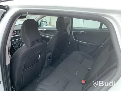 Körskolebil Volvo V60 T3 -2017 | Manuell | 9590mil