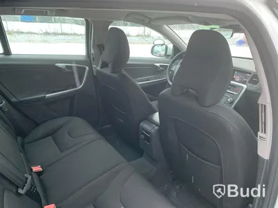 Körskolebil Volvo V60 T3 -2017 | Manuell | 9590mil