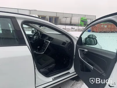 Körskolebil Volvo V60 T3 -2017 | Manuell | 9590mil