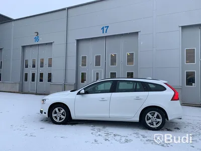 Körskolebil Volvo V60 T3 -2017 | Manuell | 9590mil