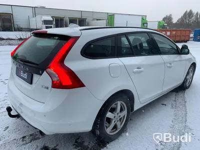 Körskolebil Volvo V60 T3 -2017 | Manuell | 9590mil