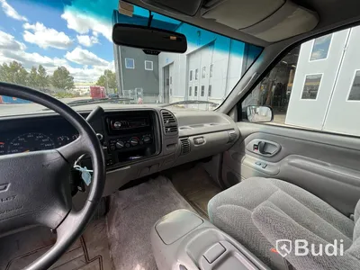 Chevrolet Suburban C1500 5.7 V8 Hydra-Matic | 1996
