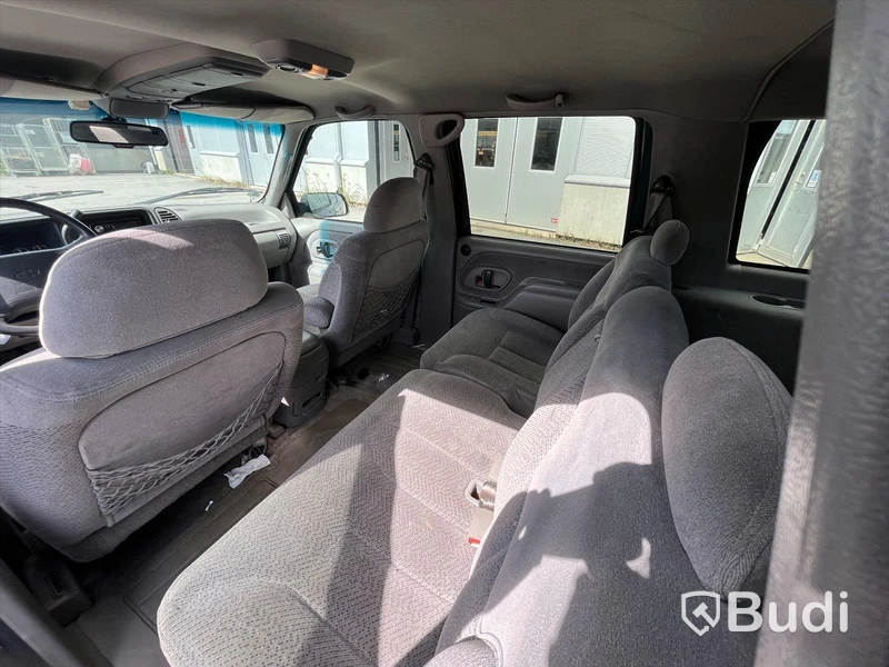 Chevrolet Suburban C1500 5.7 V8 Hydra-Matic | 1996